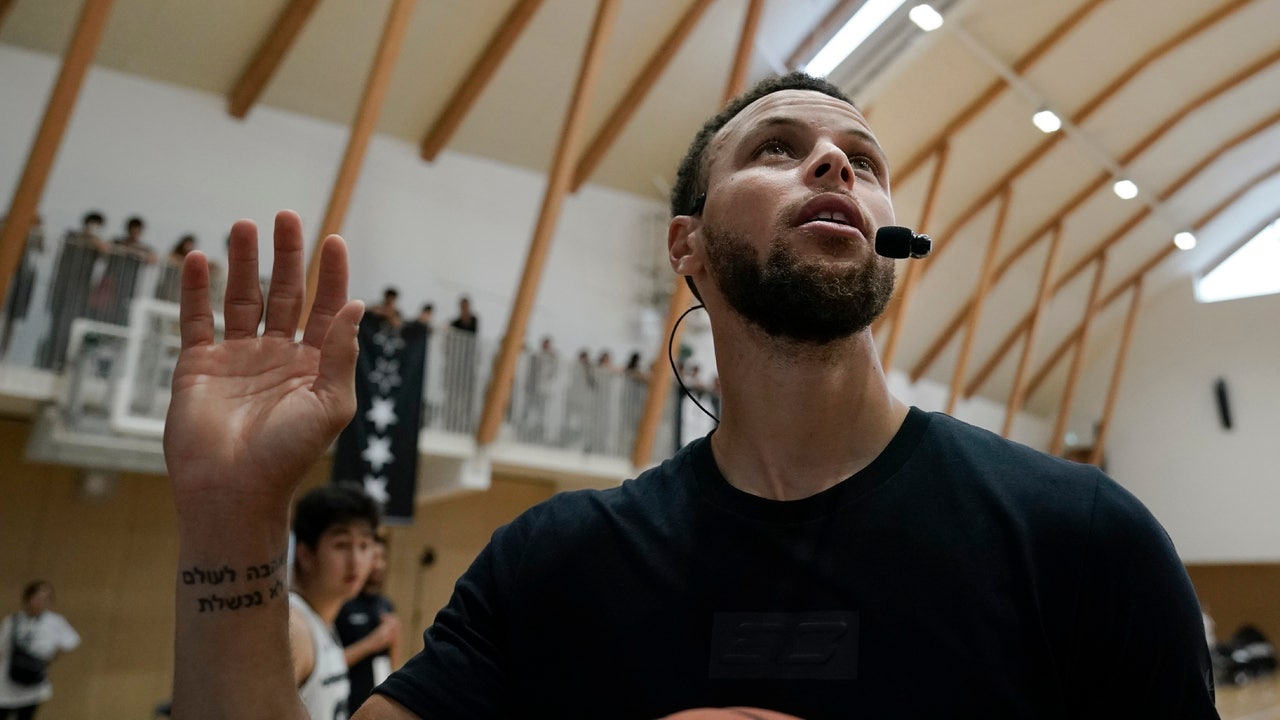 Curry in Japan to talk Tokyo Olympics, Rui Hachimura